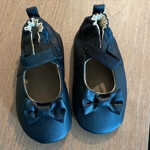 Baby shoes size 12-18 months